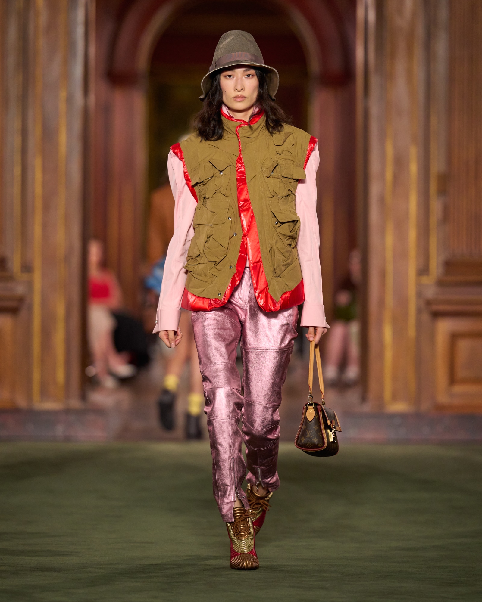 Cruise 2027 | LOUIS VUITTON