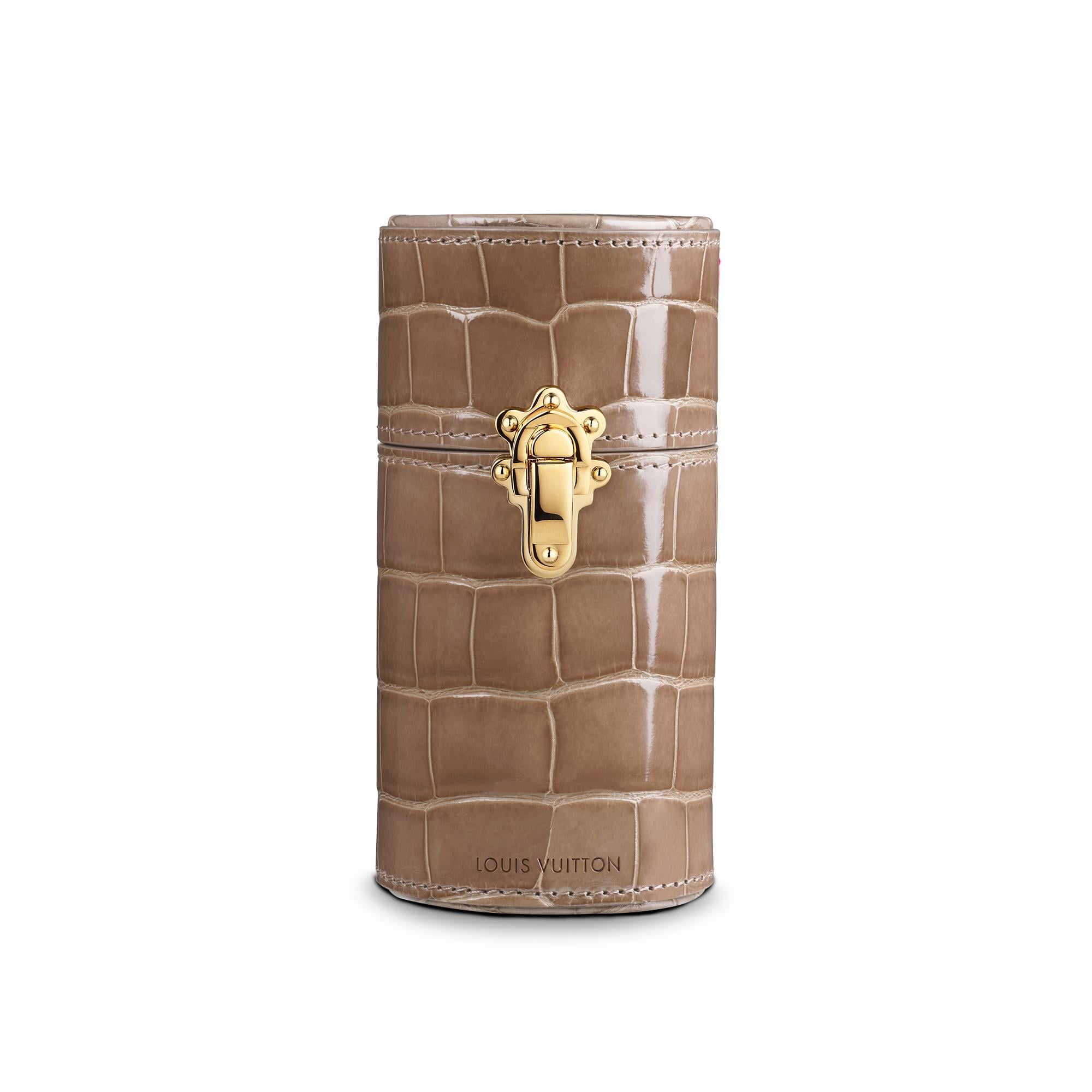100ml Travel Case Crocodile Brillant in Perfumes and Beauty