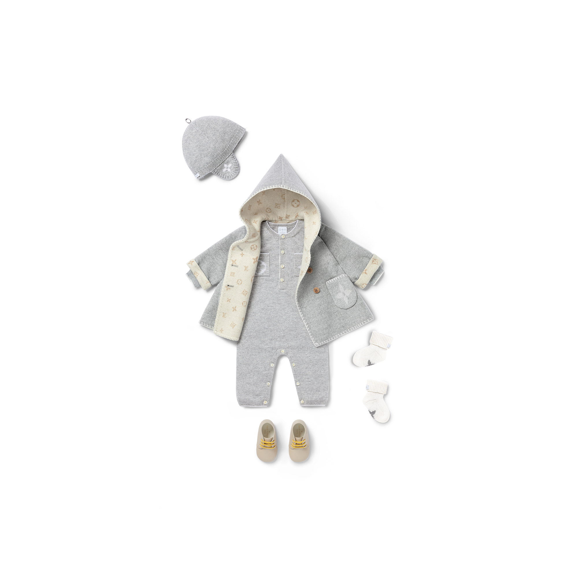 2 Pockets Coat . in Gifts