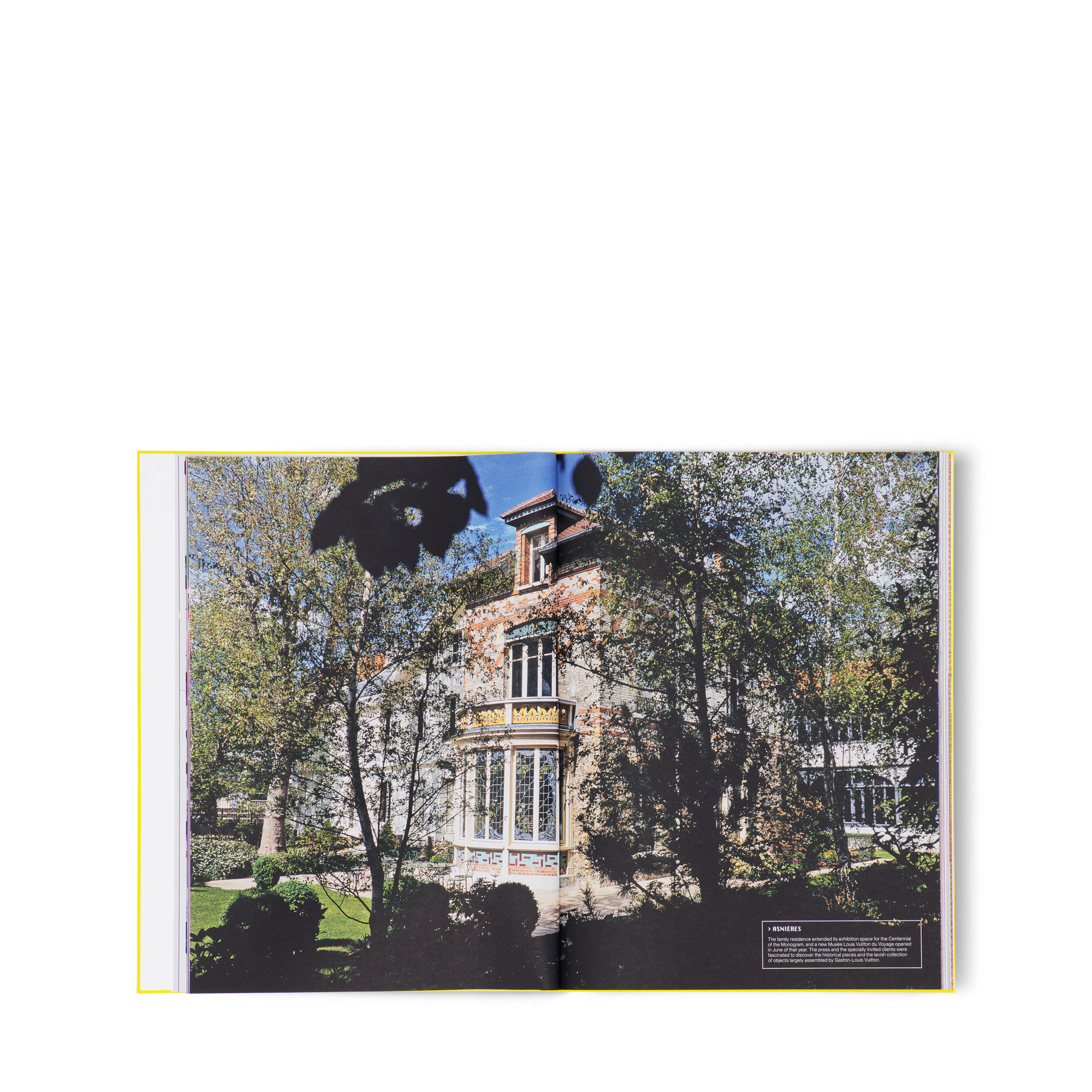 Almanach 1996  in Trunks, Travel and Home