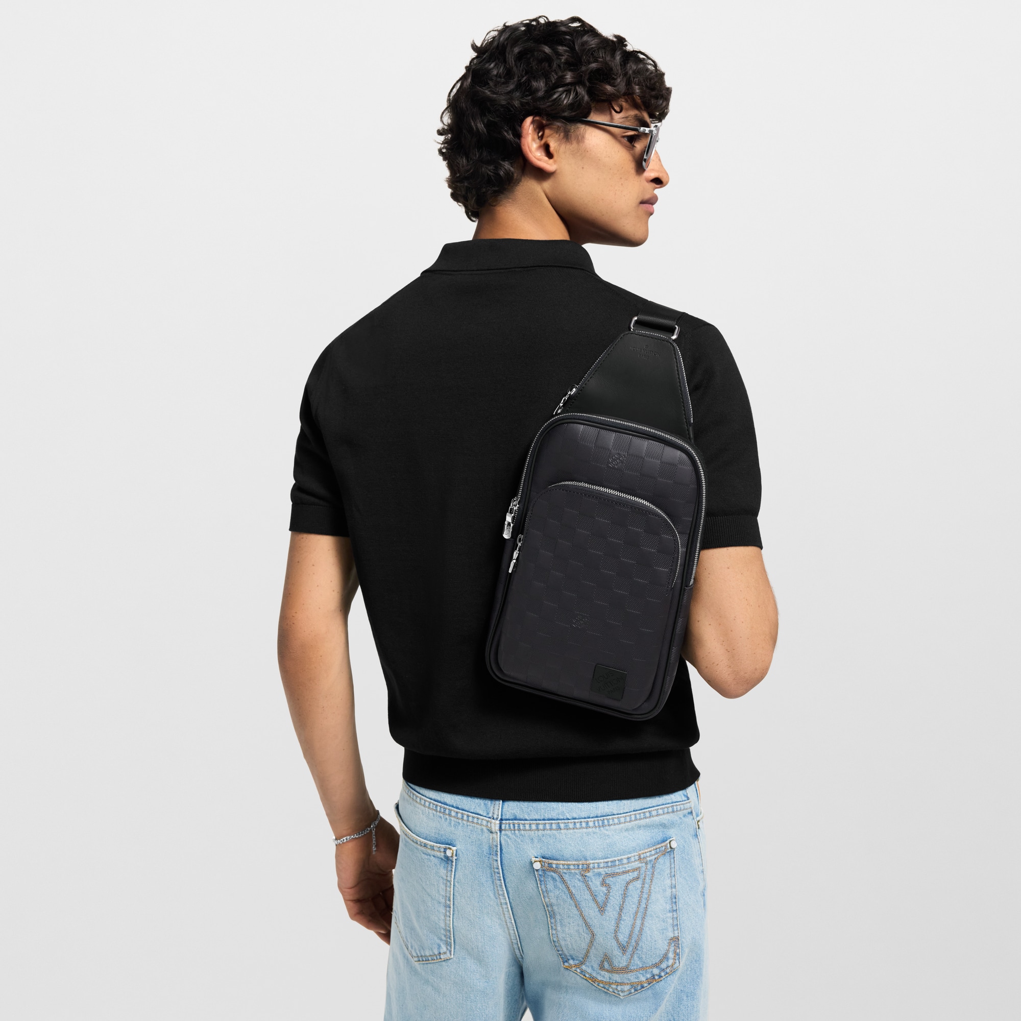Avenue Slingbag Damier Infini in Men