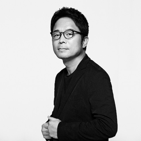 Blossom Stool By Tokujin Yoshioka Leather & Other Material in Les Extraordinaires's Objets Nomades Chairs and Tables collections by Louis Vuitton