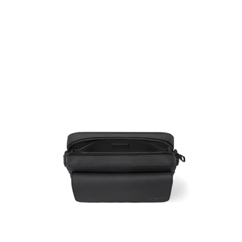 Boarding Messenger LV Aerogram in Bags and Small Leather Goods's Men Bags Newness collections by Louis Vuitton (Product zoom)