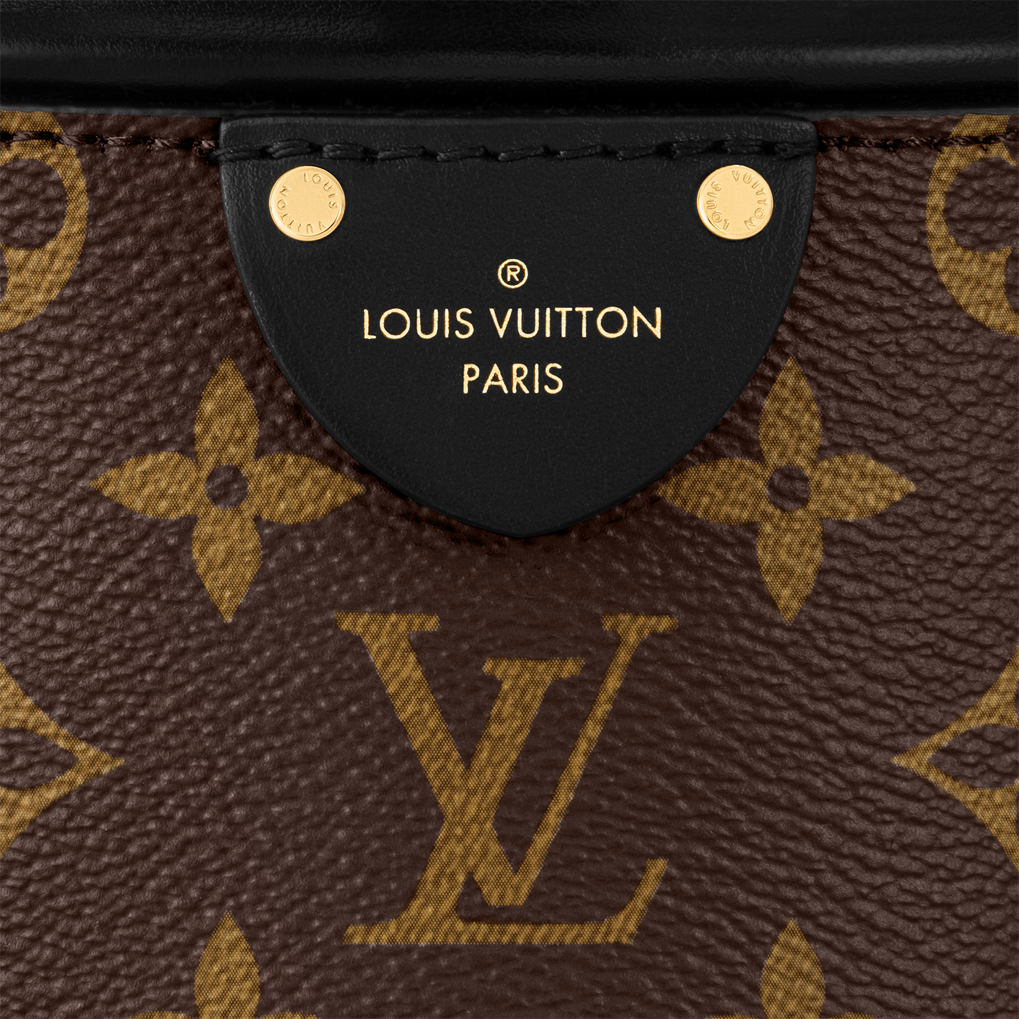 Canoé Monogram in Women