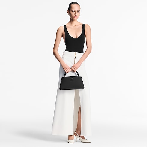 Capucines East-West MM Capucines in Women's Handbags Capucines collections by Louis Vuitton (Product zoom)