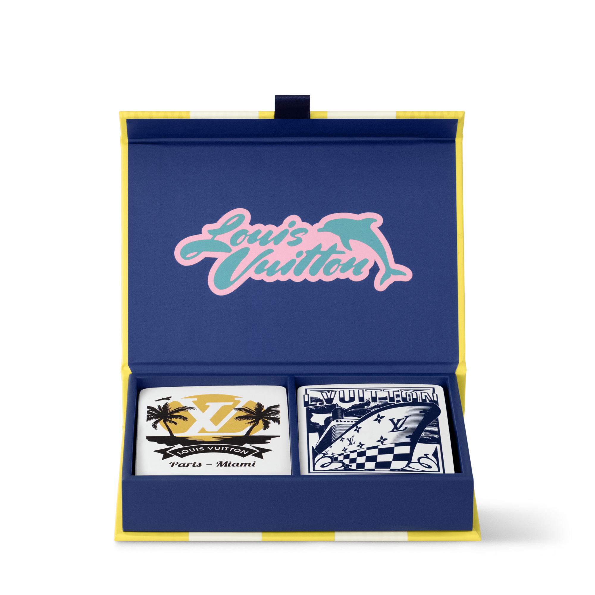 Card Game Box  in Trunks, Travel and Home