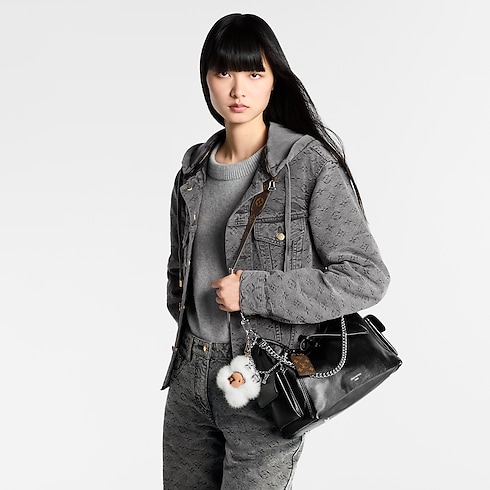 CarryAll Cargo Vibe PM LV Vibe in Women's Handbags All Handbags for Women collections by Louis Vuitton (Product zoom)