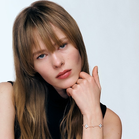 Color Blossom BB Multi-Motifs Bracelet, Pink Gold, White Mother-Of-Pearl And Diamonds in Jewellery's Categories Bracelets collections by Louis Vuitton (Product zoom)