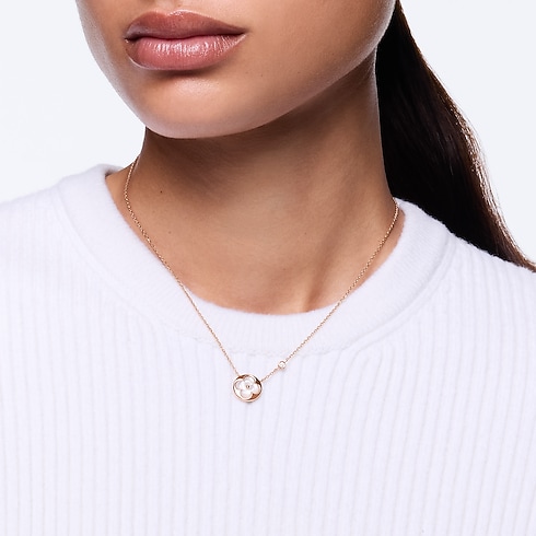 Color Blossom BB Sun Pendant, Pink Gold, White Mother-of-Pearl and Diamond in Jewellery's Categories Necklaces and Pendants collections by Louis Vuitton (Product zoom)