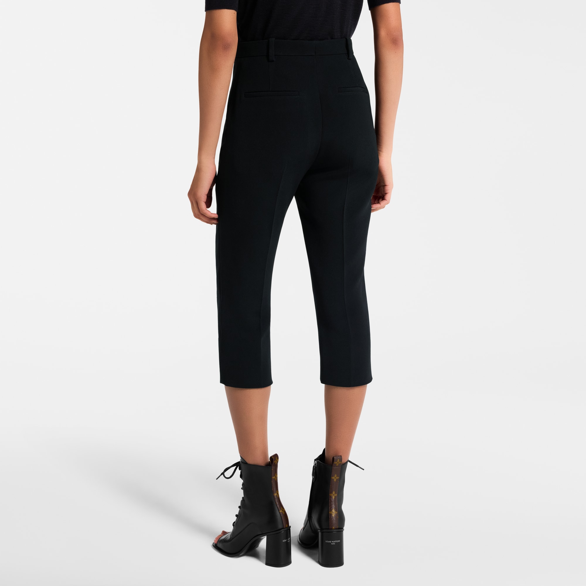 Cropped Tailored Pants  in Women