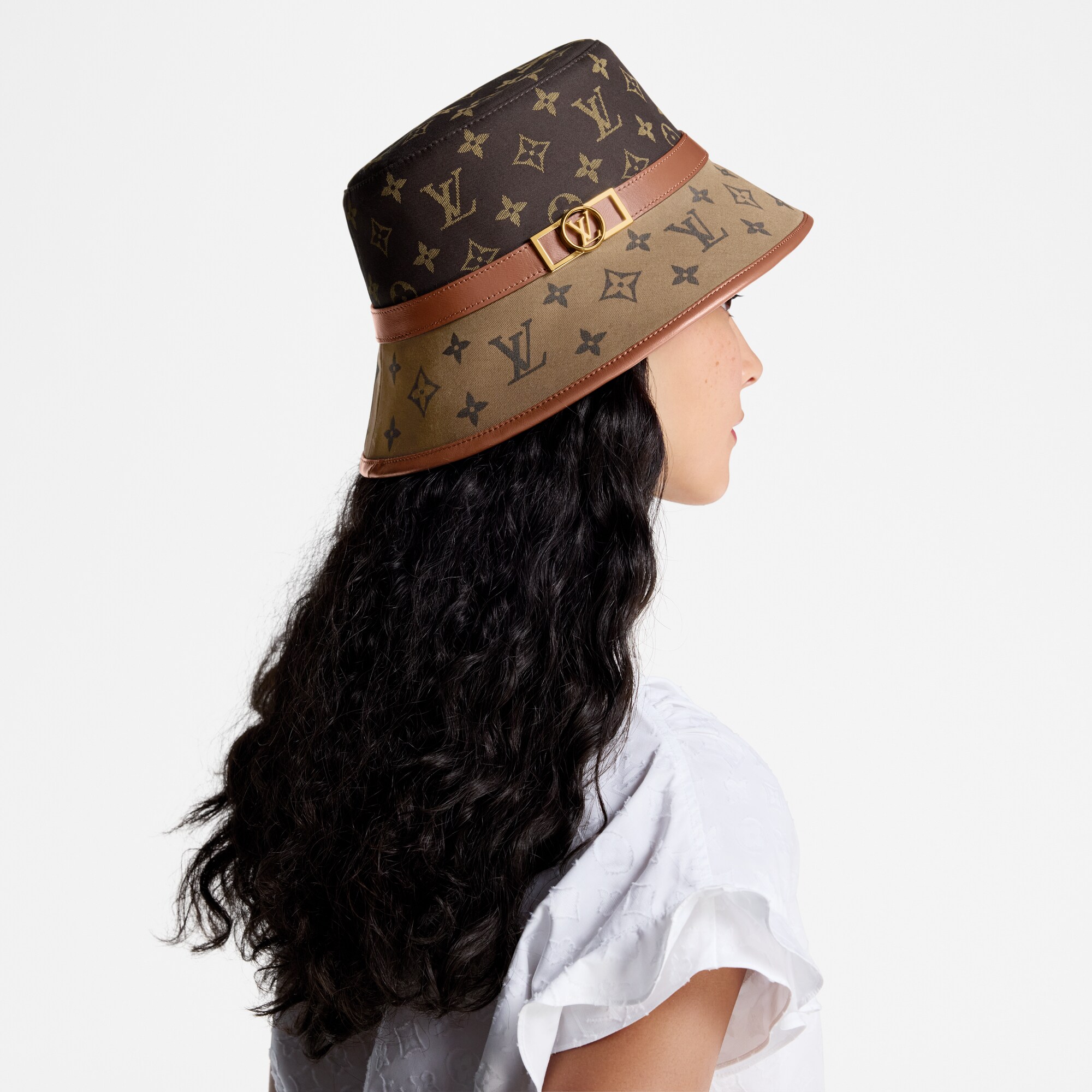 Dauphine Bucket Hat . in Women