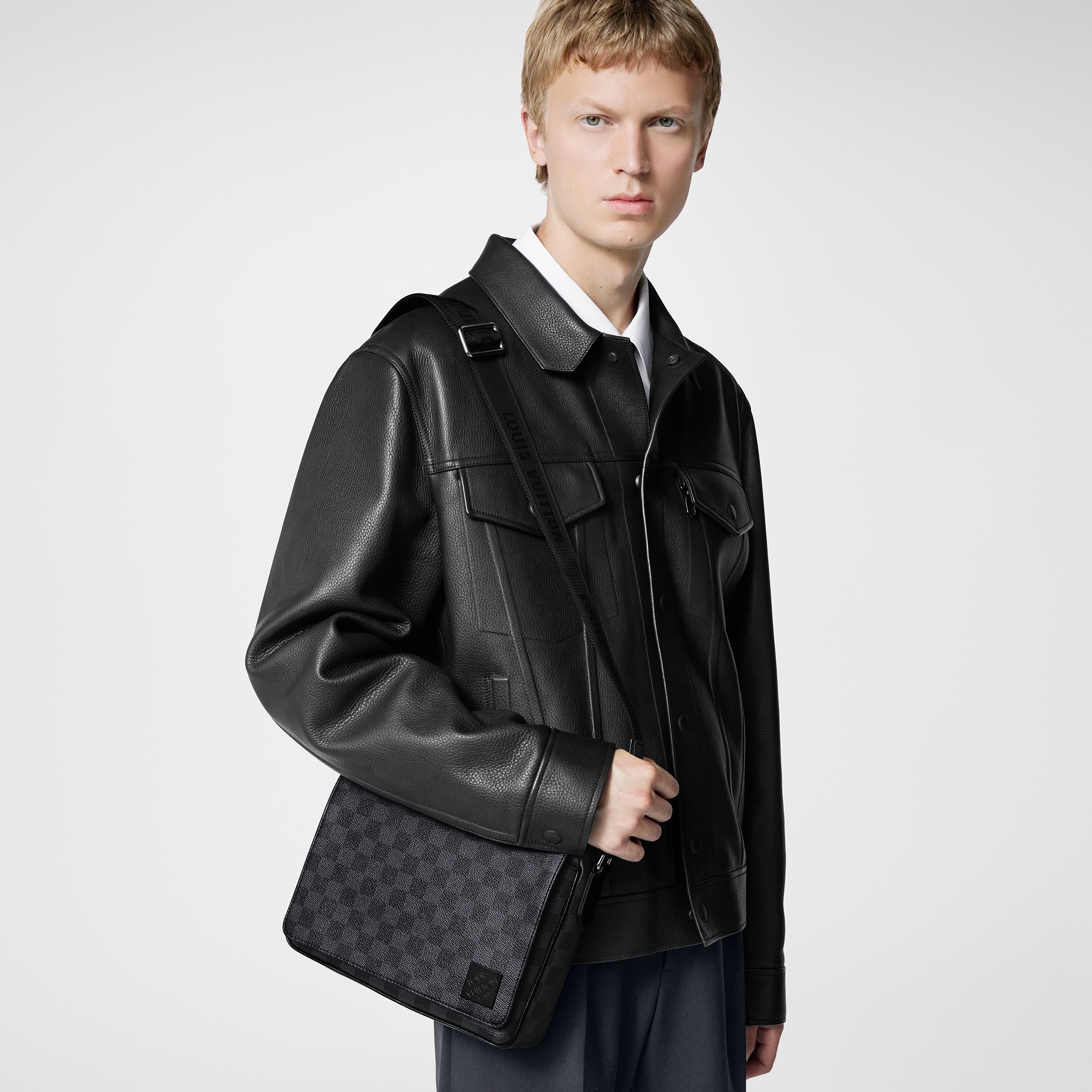 District PM Damier Graphite in Men