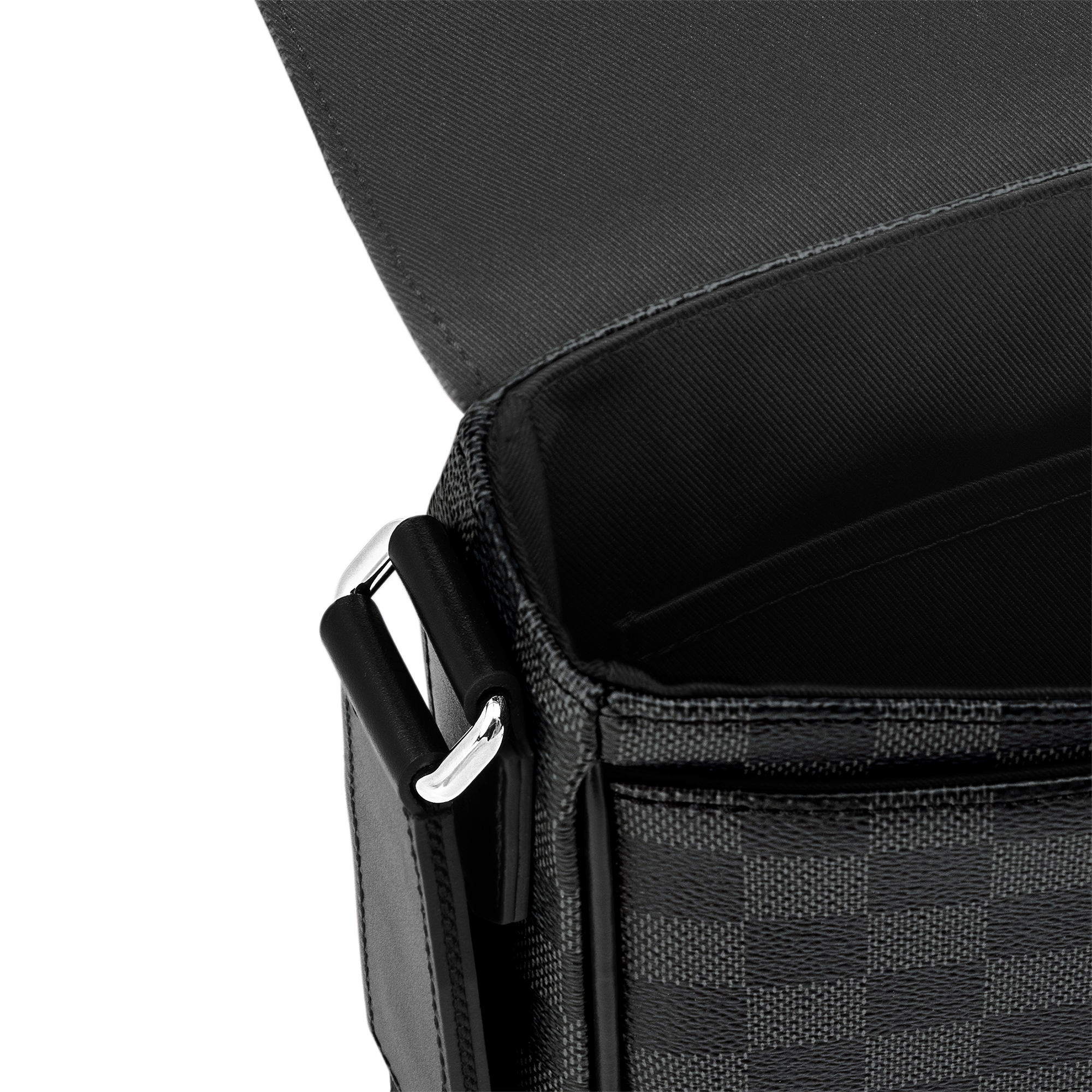 District PM Damier Graphite in Men