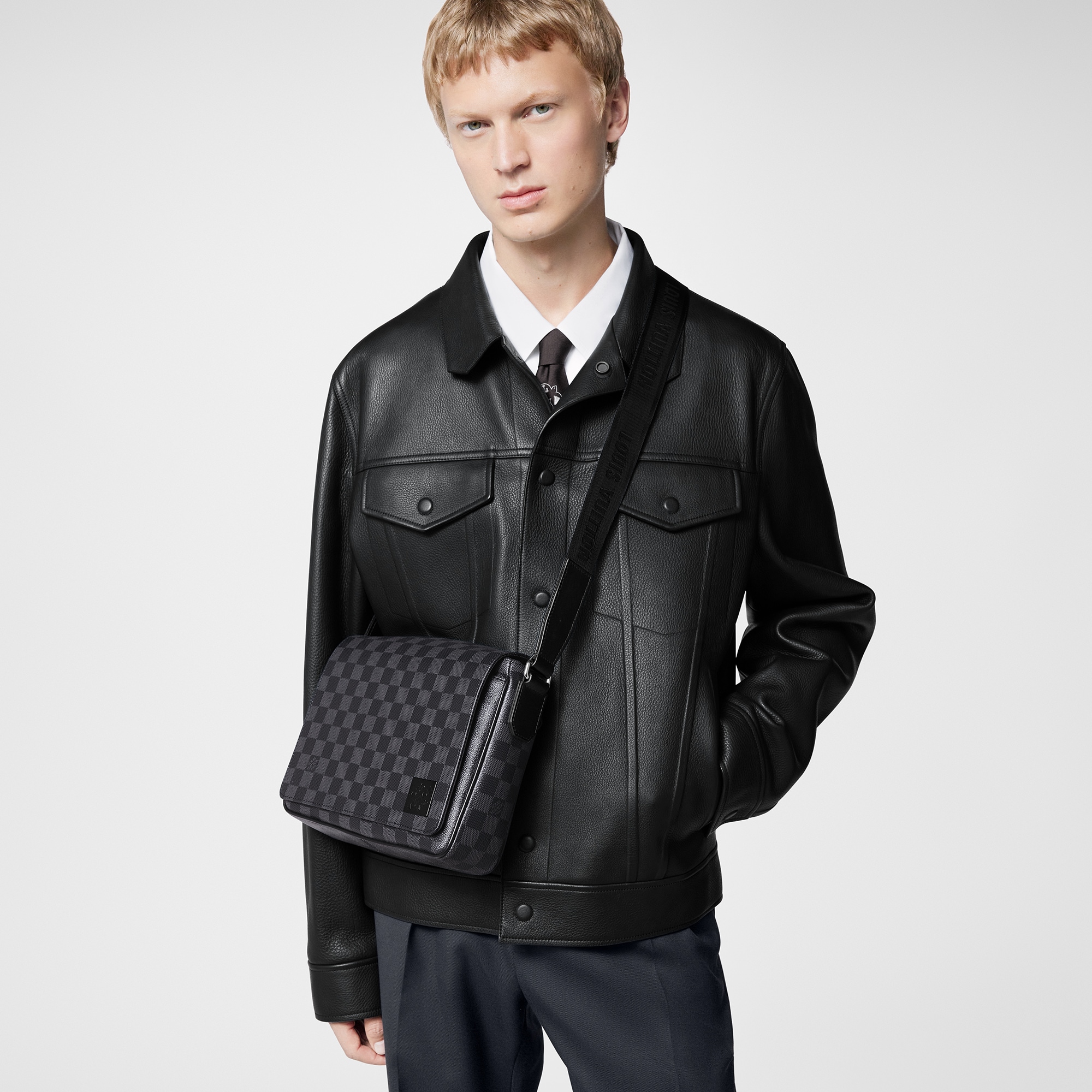 District PM Damier Graphite in Men