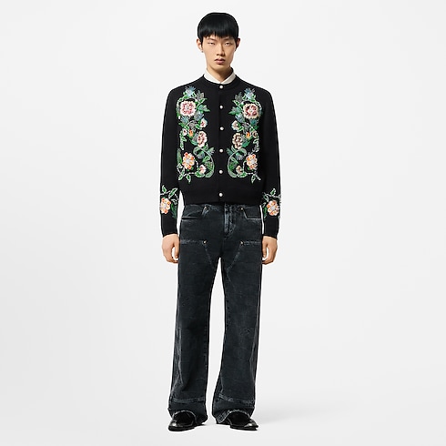 Embroidered Merino Wool Cardigan in Men's Ready-to-Wear Knitwear and Sweatshirts collections by Louis Vuitton (Product zoom)