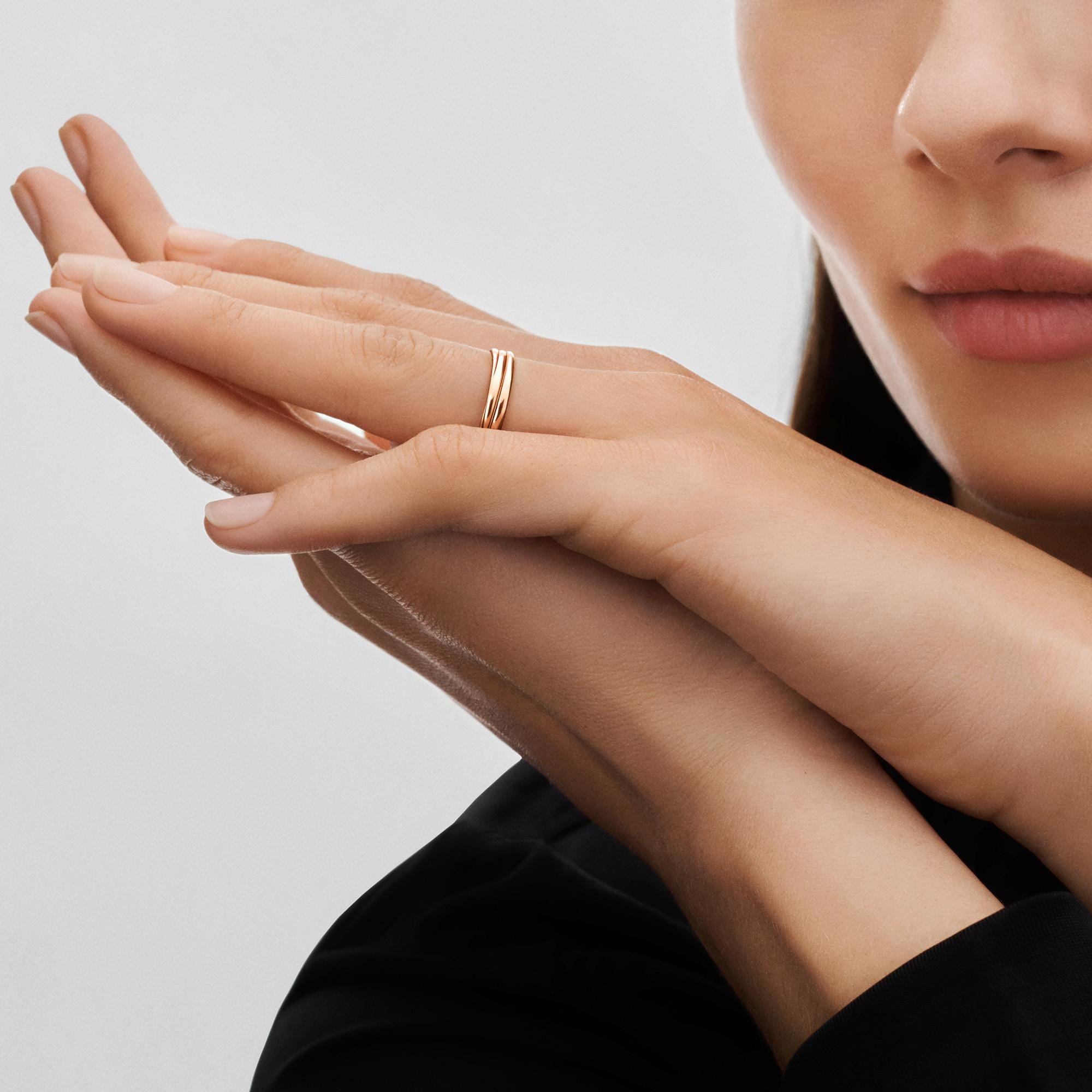 Epi wedding band, pink gold  in Jewellery