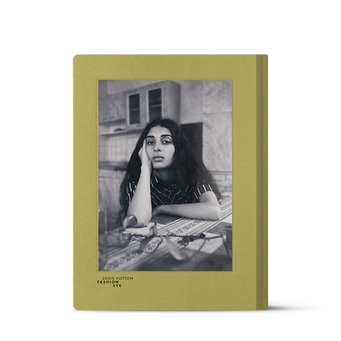 Fashion Eye Armenia in Trunks, Travel and Home's Books and Stationery Fashion Eye Books collections by Louis Vuitton (Product zoom)