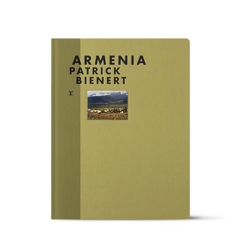 Fashion Eye Armenia in Trunks, Travel and Home's Books and Stationery Fashion Eye Books collections by Louis Vuitton (Product zoom)