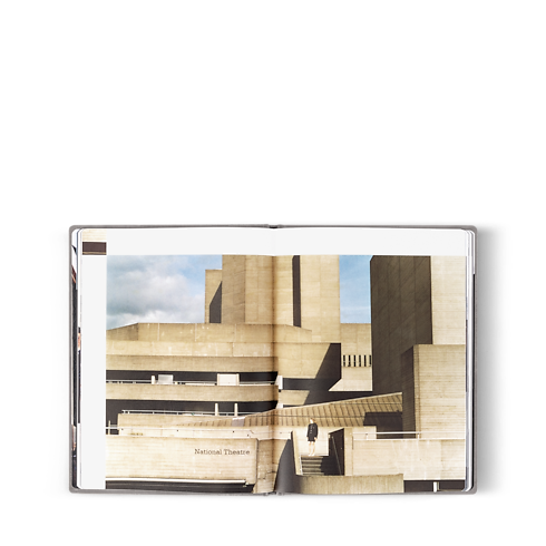 Fashion Eye London in Trunks, Travel and Home's Books and Stationery Fashion Eye Books collections by Louis Vuitton (Product zoom)