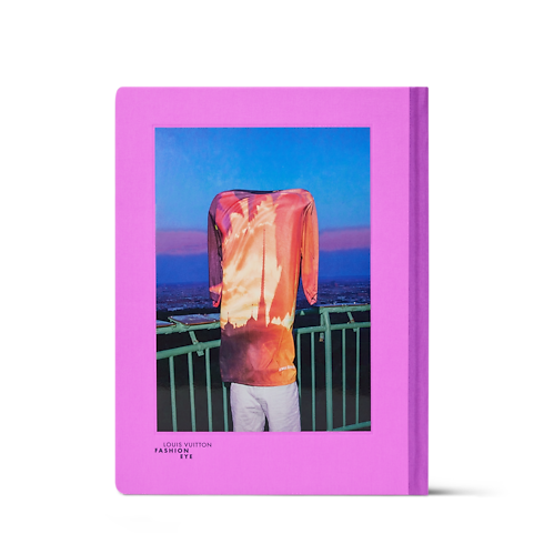 Fashion Eye Vienna in Trunks, Travel and Home's Books and Stationery Fashion Eye Books collections by Louis Vuitton (Product zoom)