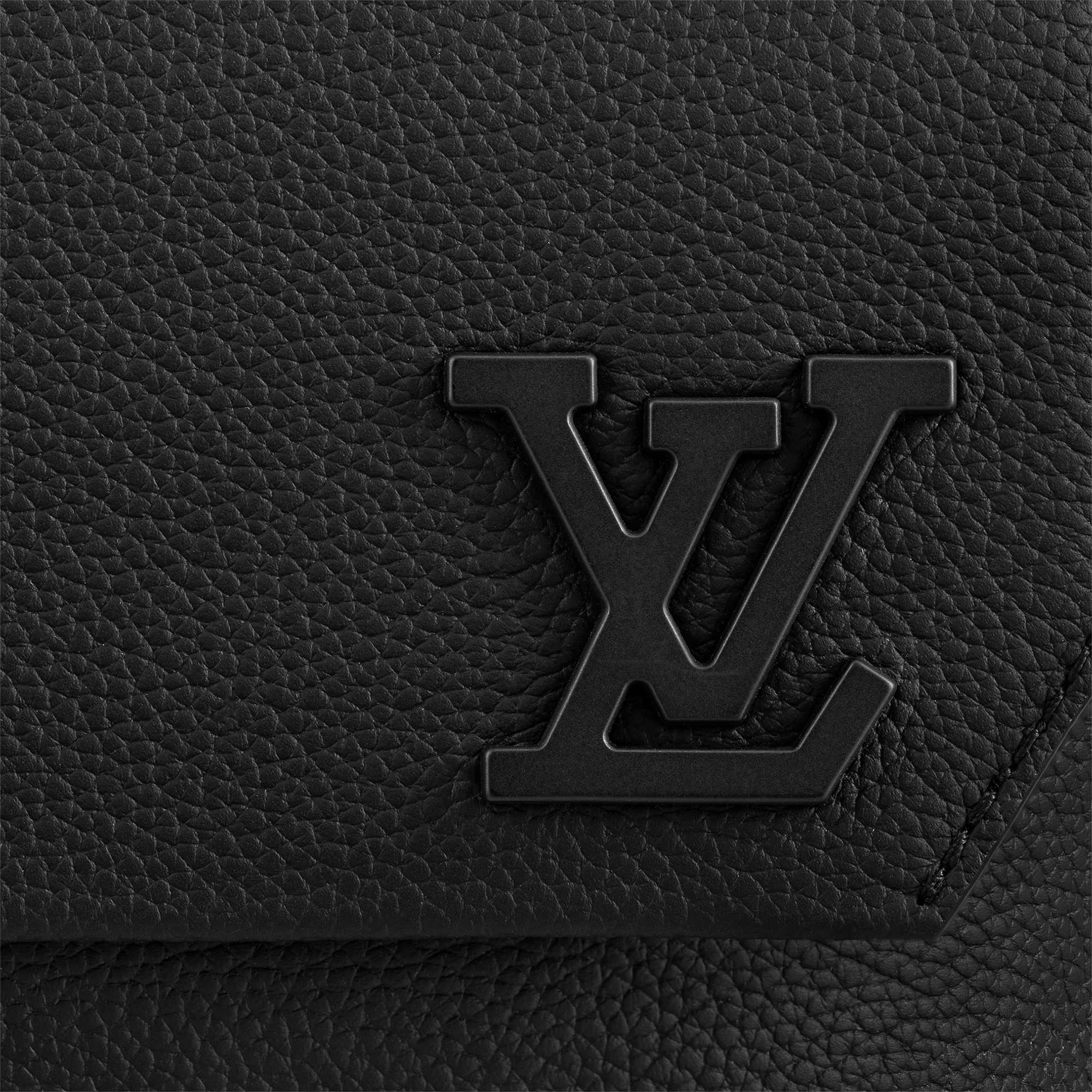 Fastline Messenger LV Aerogram in Bags and Small Leather Goods