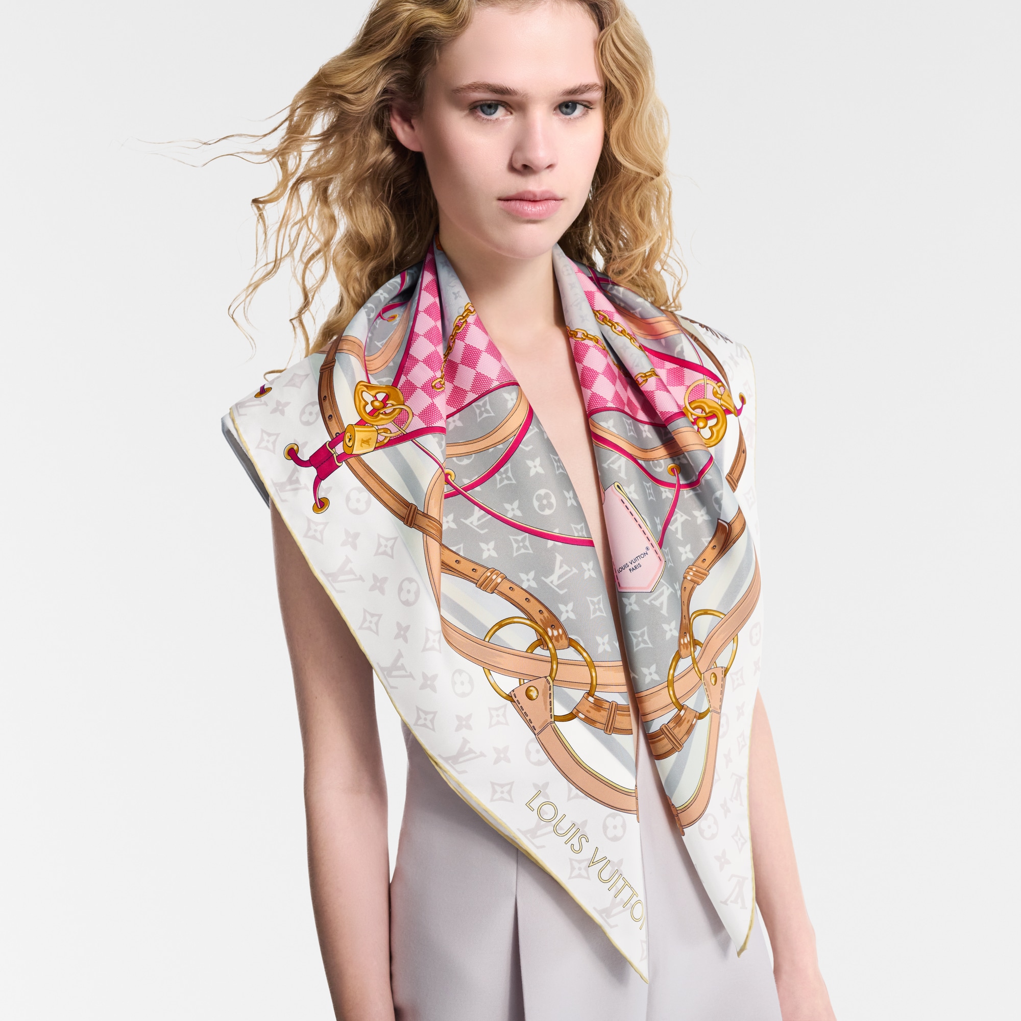 Flower And Straps Square 90 . in Women