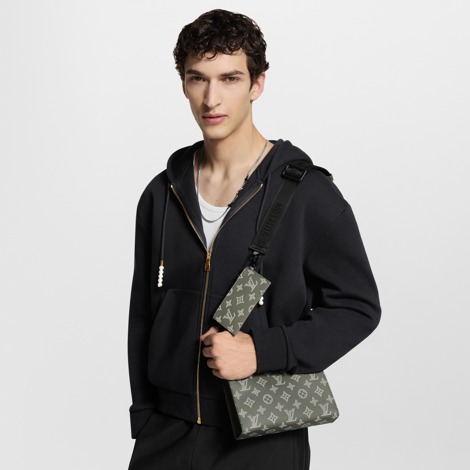 Gaston Wearable Wallet G65 in Bags and Small Leather Goods