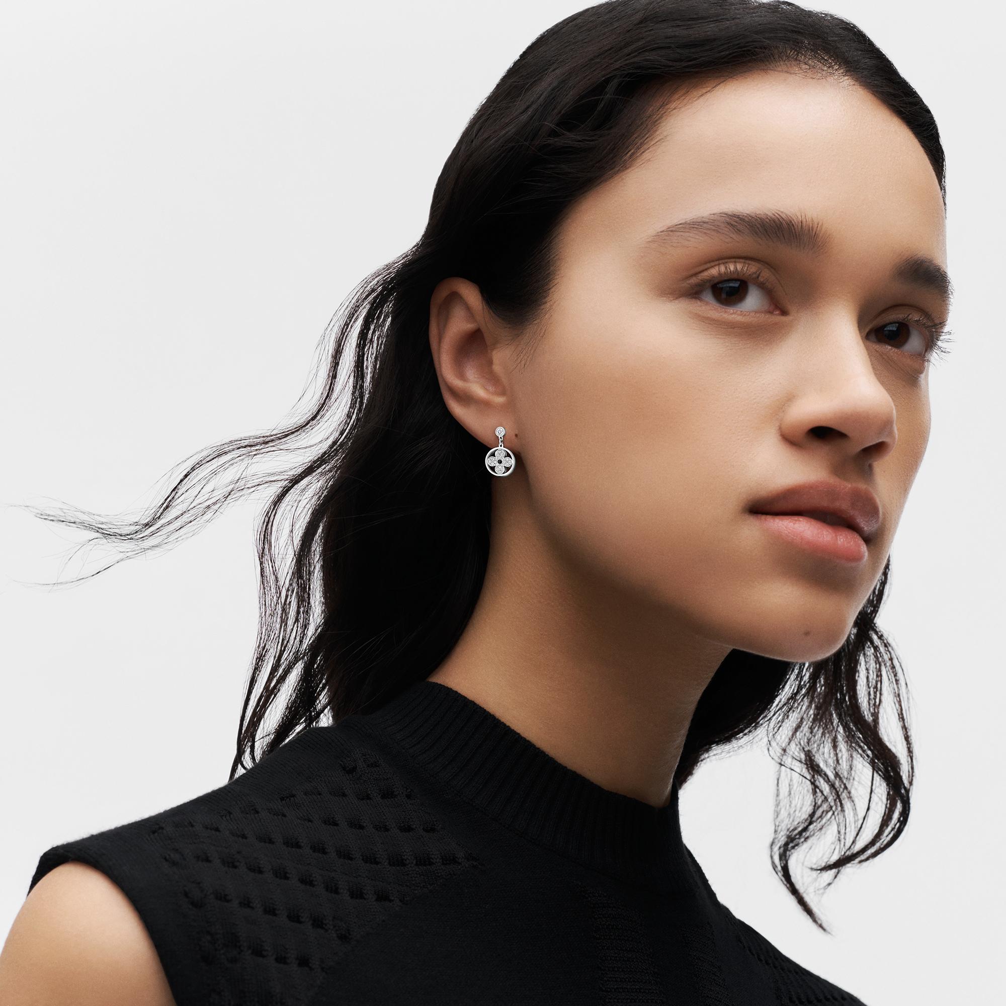 Idylle Blossom Ear Stud, White Gold And Diamonds - Per Unit  in Jewellery