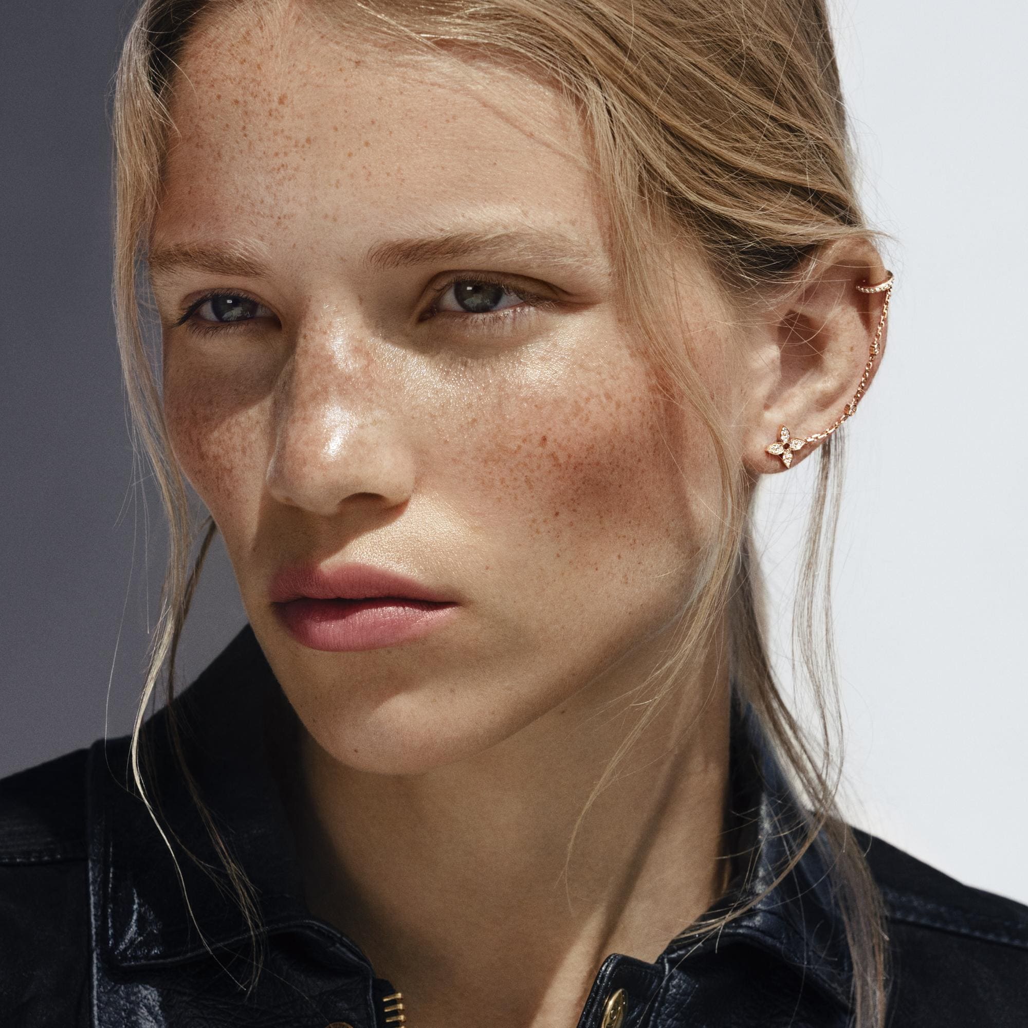 Idylle Blossom Mono Chain Earrings, Pink Gold And Diamonds - Per Unit  in Jewellery