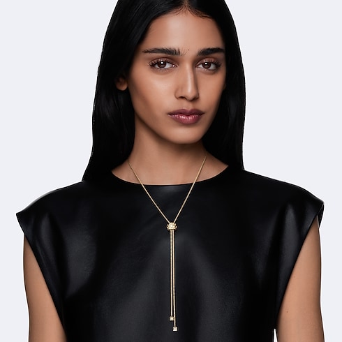 Le Damier de Louis Vuitton Long Pendant, Yellow Gold and Diamonds in Jewellery's Categories Necklaces and Pendants collections by Louis Vuitton (Product zoom)