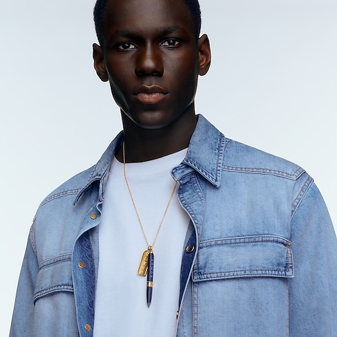 Les Gastons Vuitton Designer Pendant, Yellow Gold and Blue Titanium in Les Extraordinaires's Jewelry Necklaces and Pendants collections by Louis Vuitton (Product zoom)