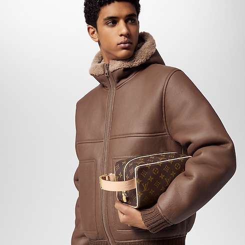 Locker Dopp Kit Monogram in Men's Travel Travel Accessories collections by Louis Vuitton (Product zoom)