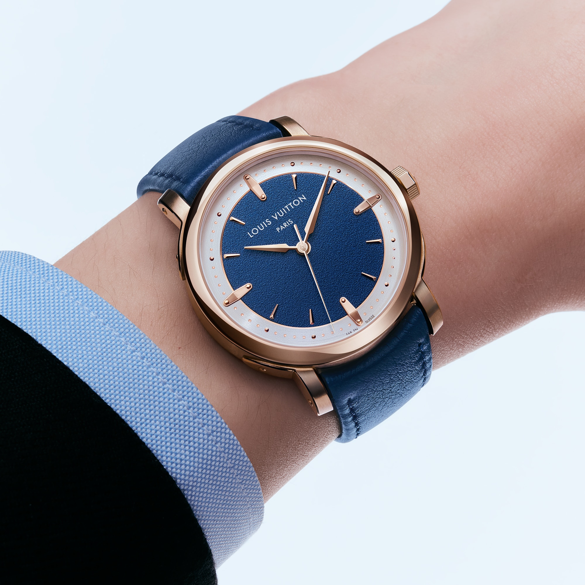 Louis Vuitton Escale, Automatic, 39mm, Rose Gold  in Watches