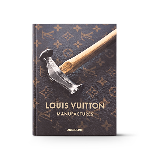 Louis Vuitton Manufactures in Trunks, Travel and Home's Books and Stationery Hard Cover Books collections by Louis Vuitton (Product zoom)