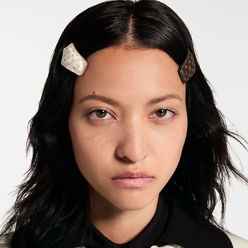 LV Backstage Mini Hair Clips . in Women's Fashion Jewellery Designer Fashion Jewellery collections by Louis Vuitton (Product zoom)