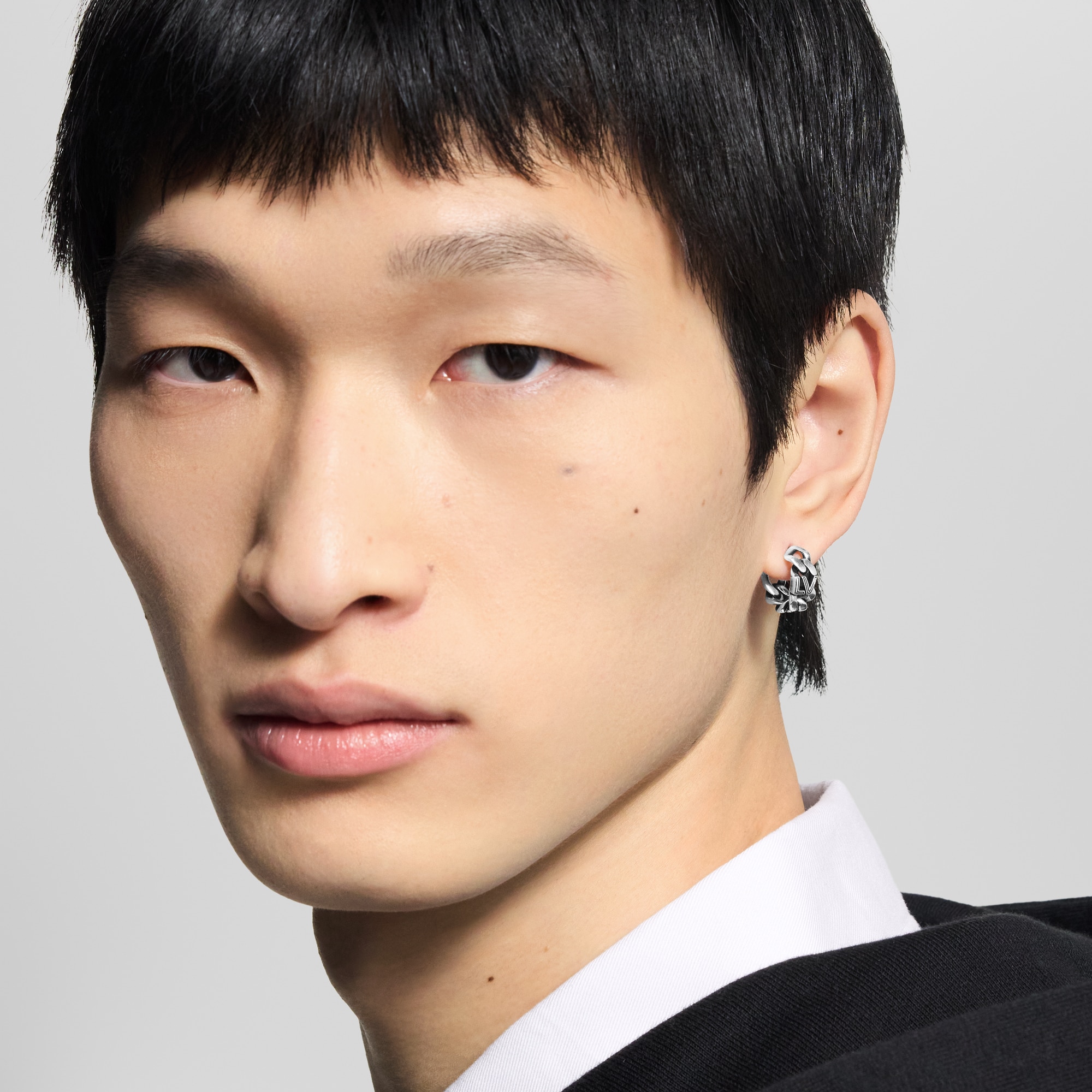 LV Club Chain Single Pin Earring . in Men