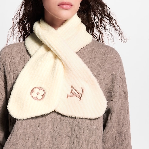 LV Cozy Scarf . in Women's Accessories Women's Scarves collections by Louis Vuitton (Product zoom)