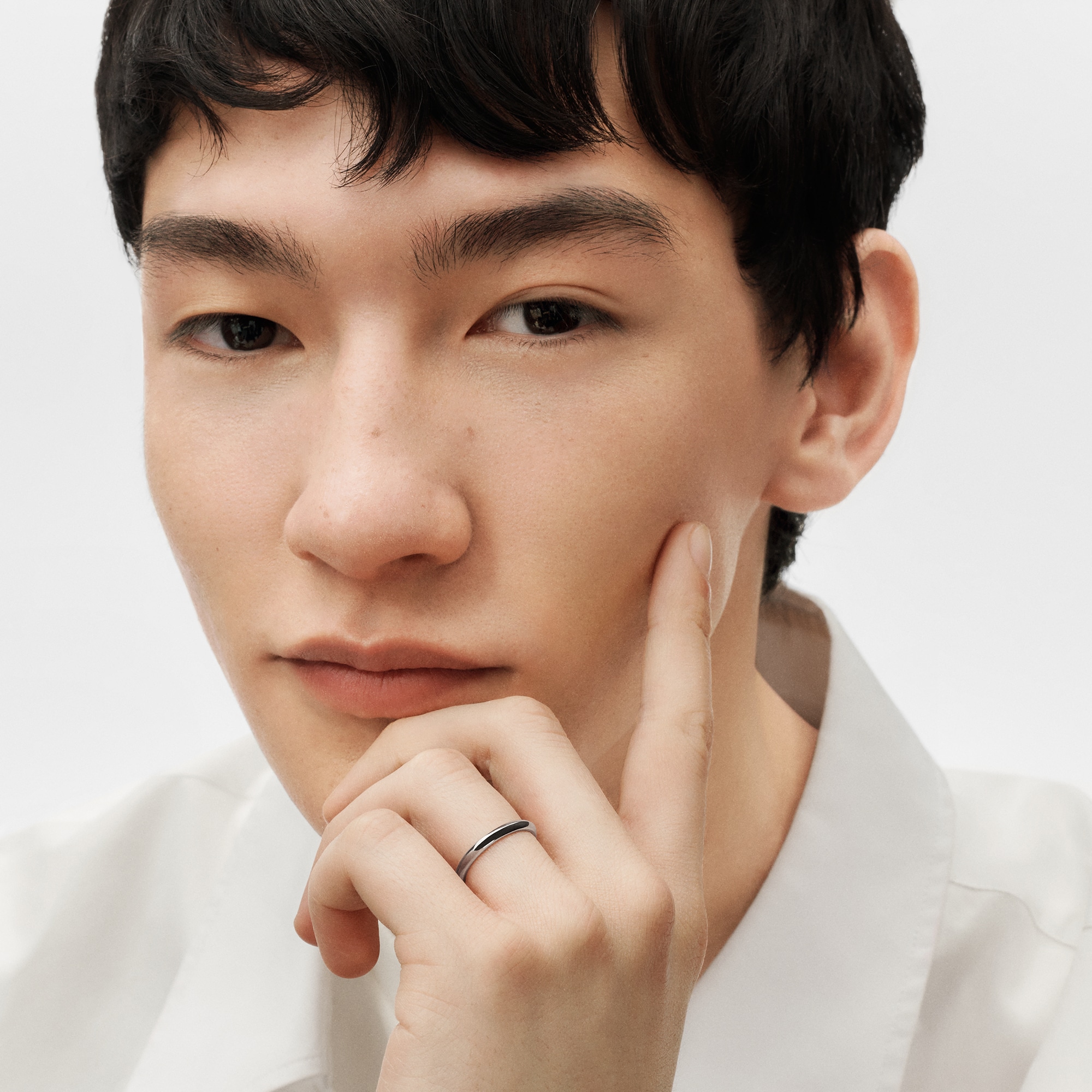 LV Diamonds 2.5mm Wedding Band, Platinum  in Jewellery