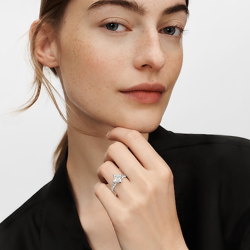 LV Diamonds Pavé Solitaire, LV Monogram Star Cut in Jewellery's Collections LV Diamonds collections by Louis Vuitton (Product zoom)