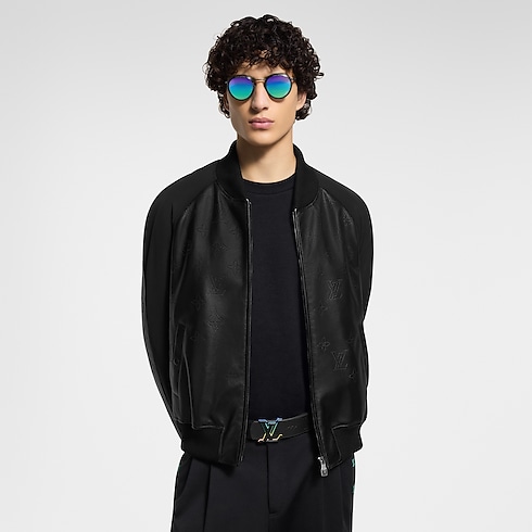 LV Dimension 40mm Reversible Belt in Men's Accessories Men's Belts collections by Louis Vuitton (Product zoom)