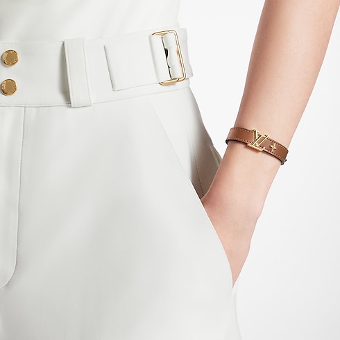 LV Iconic Bracelet Other Leathers in Super Lucky Day's For Her } collections by Louis Vuitton (Product zoom)