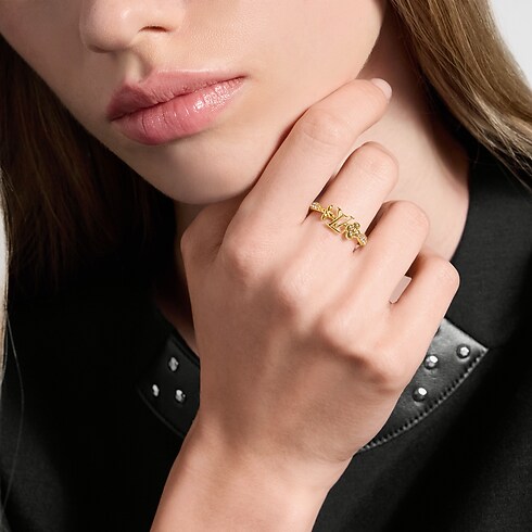 LV Iconic Ring . in Women's Fashion Jewellery Rings collections by Louis Vuitton (Product zoom)