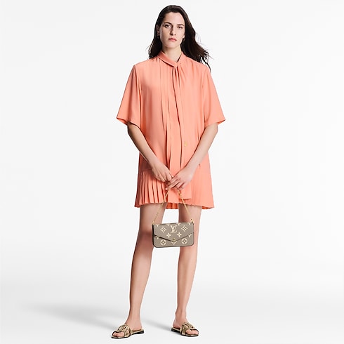 LV Isola Flat Mule in Women's Shoes Mules and Slides collections by Louis Vuitton (Product zoom)