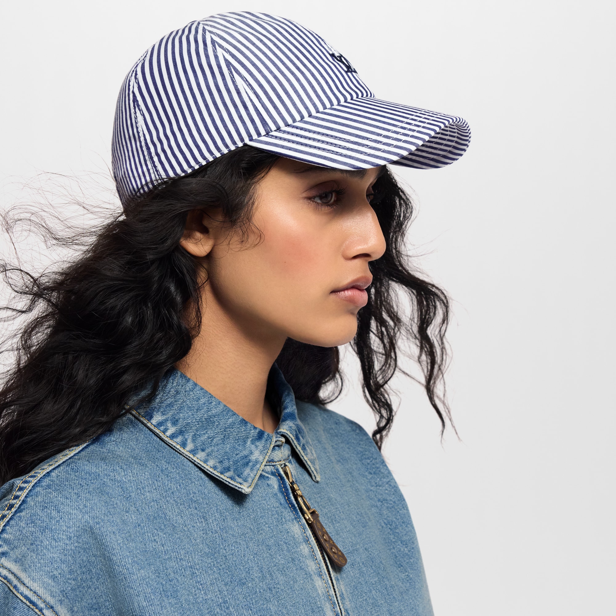 LV League Cap . in Women