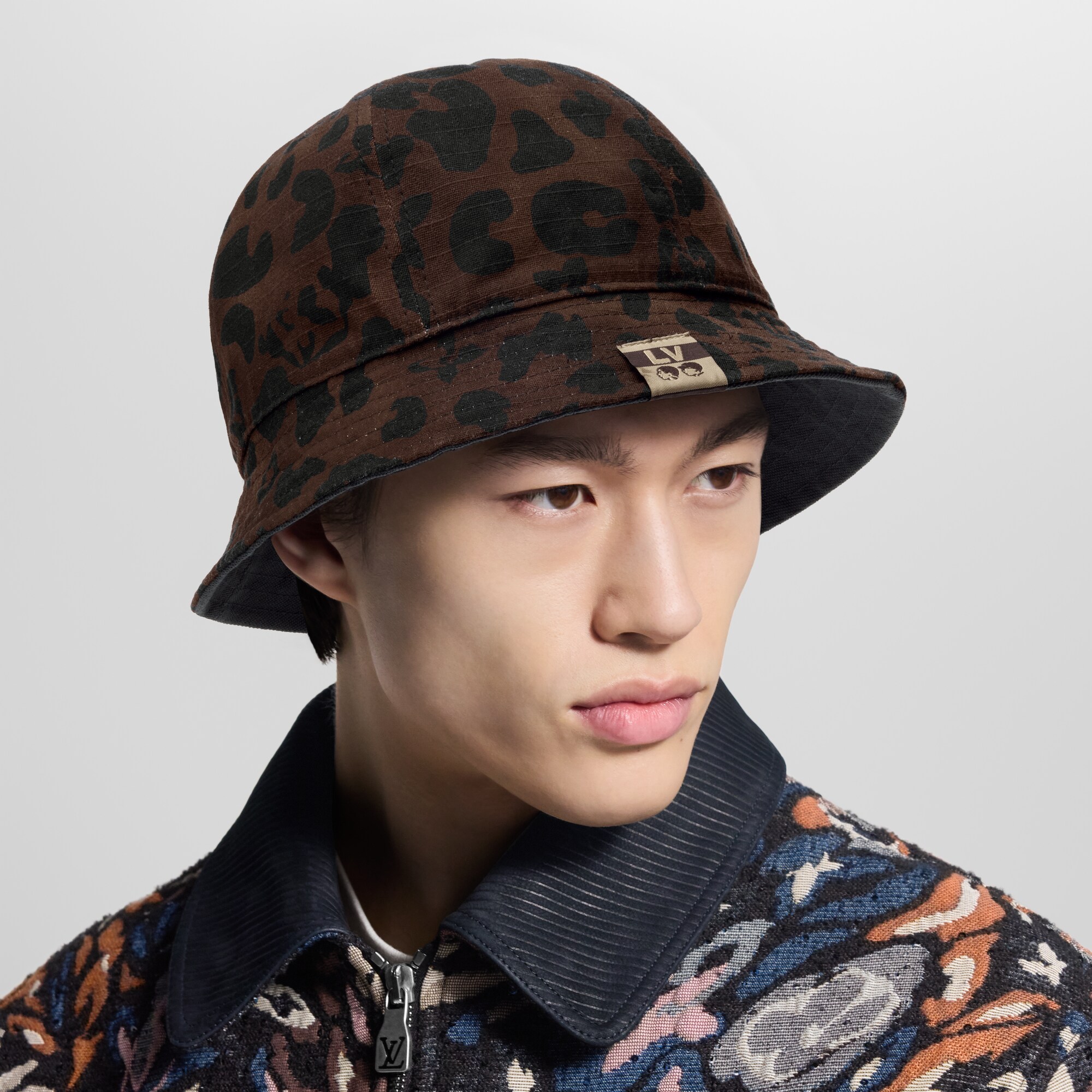 LV Leo Reversible Bucket Hat . in Men