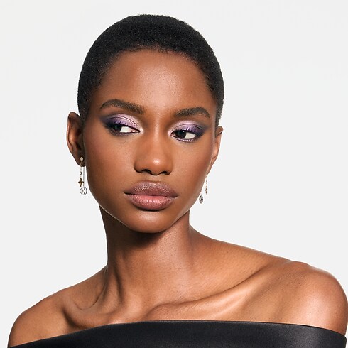 LV Ombres - Eyeshadow Palette Refill in Perfumes and Beauty's Eyes } collections by Louis Vuitton (Product zoom)