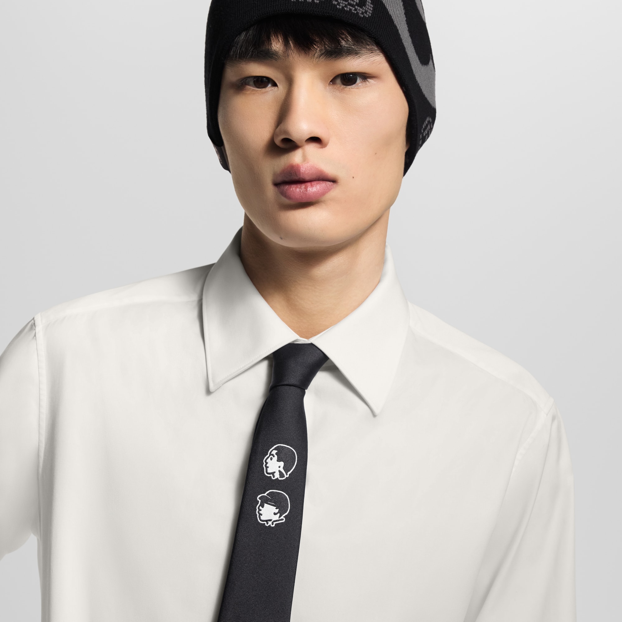 LV Phriendship Tie . in Men