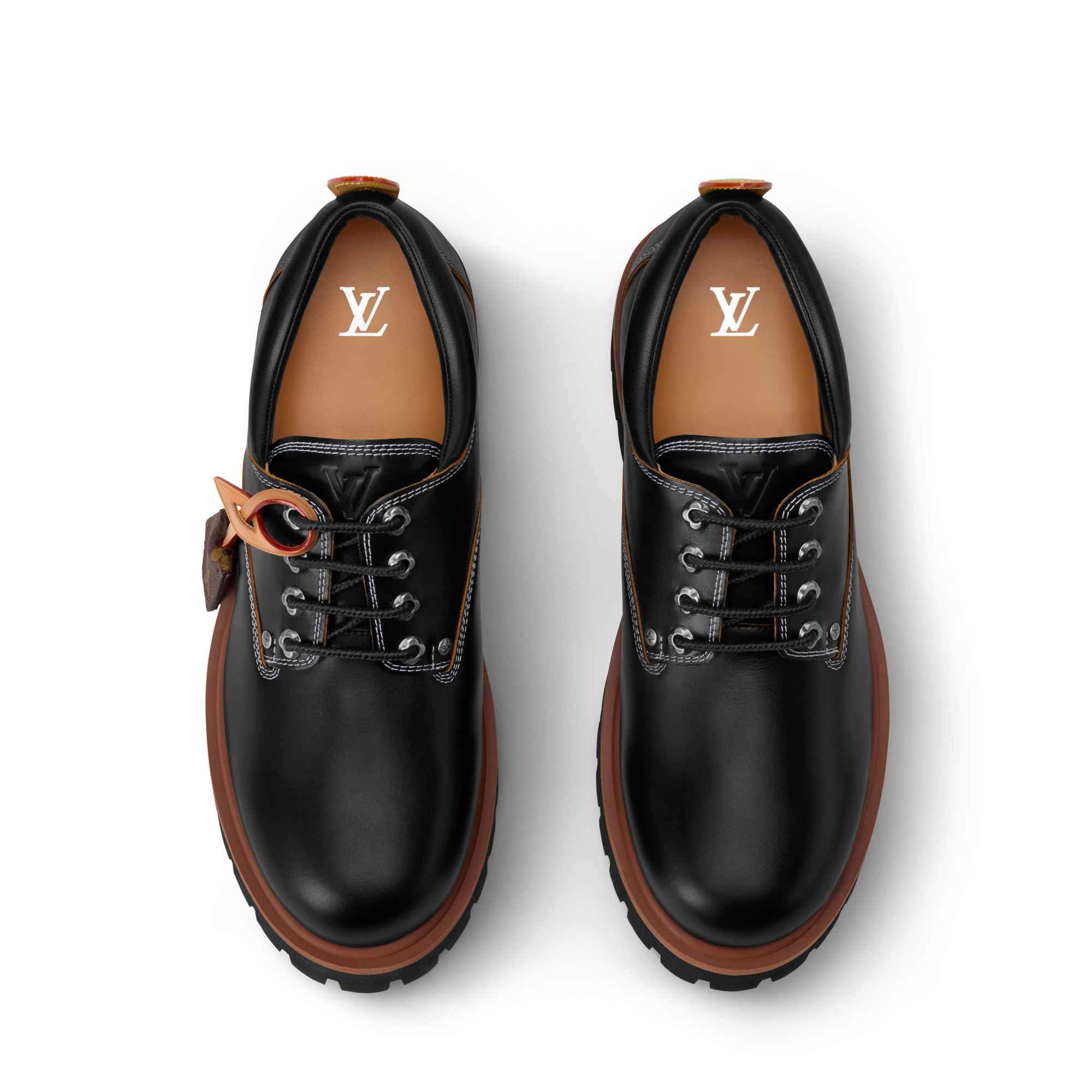 LV Remix Derby  in Men