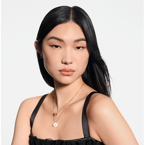 LV Rouge - Matte Lipstick Refill in Perfumes and Beauty's Lips } collections by Louis Vuitton (Product zoom)