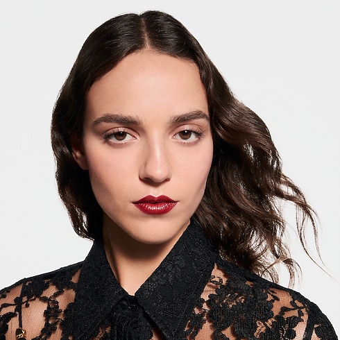 LV Rouge - Satin Lipstick in Perfumes and Beauty's Lips } collections by Louis Vuitton (Product zoom)